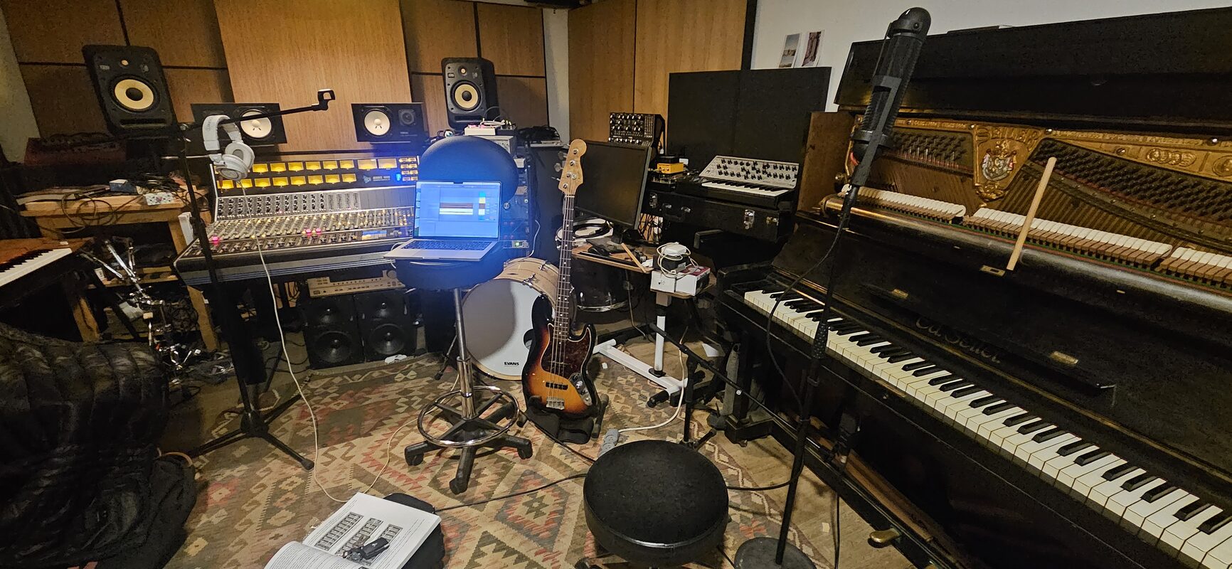 Studio room