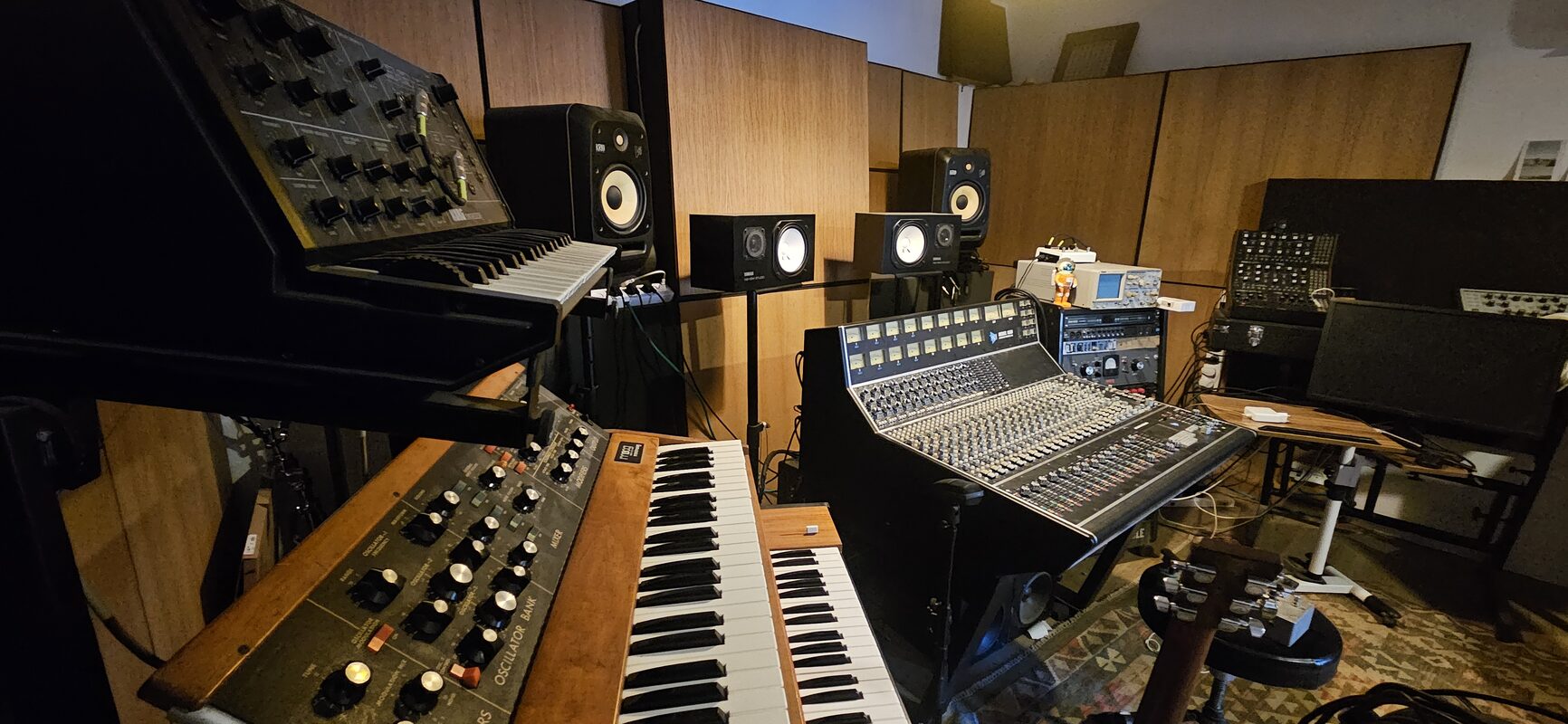Synthesizers